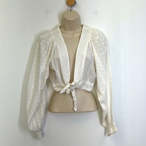 Urban Outfitters - NWT Alanis Ivory Embroidered Tie Long Sleeve Crop Size Small - Picture 2 of 14